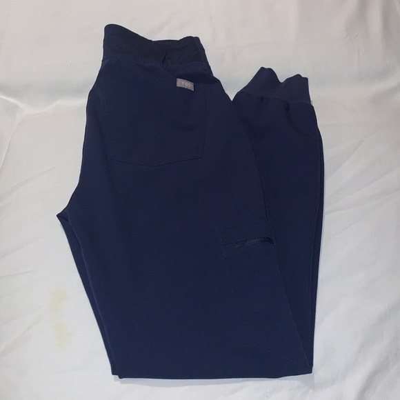 Gently Loved Zamora Technical Collection Joggers by FIGS **Broken Front Zipper** - Picture 9 of 12